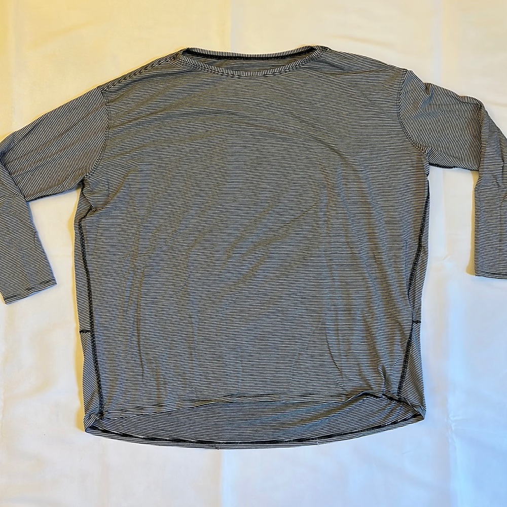 Lululemon Back in Action Longsleeve Tee